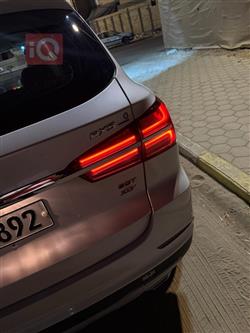 ئێم جی RX5